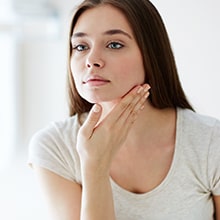 Benefits of pigmentation cream-Evenly restores, de-pigments & rejuvenates the skin