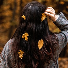 Benefits of best shampoo for hair fall-Made up of natural oils