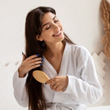 Promotes hair growth - Benefits of onion hair oil